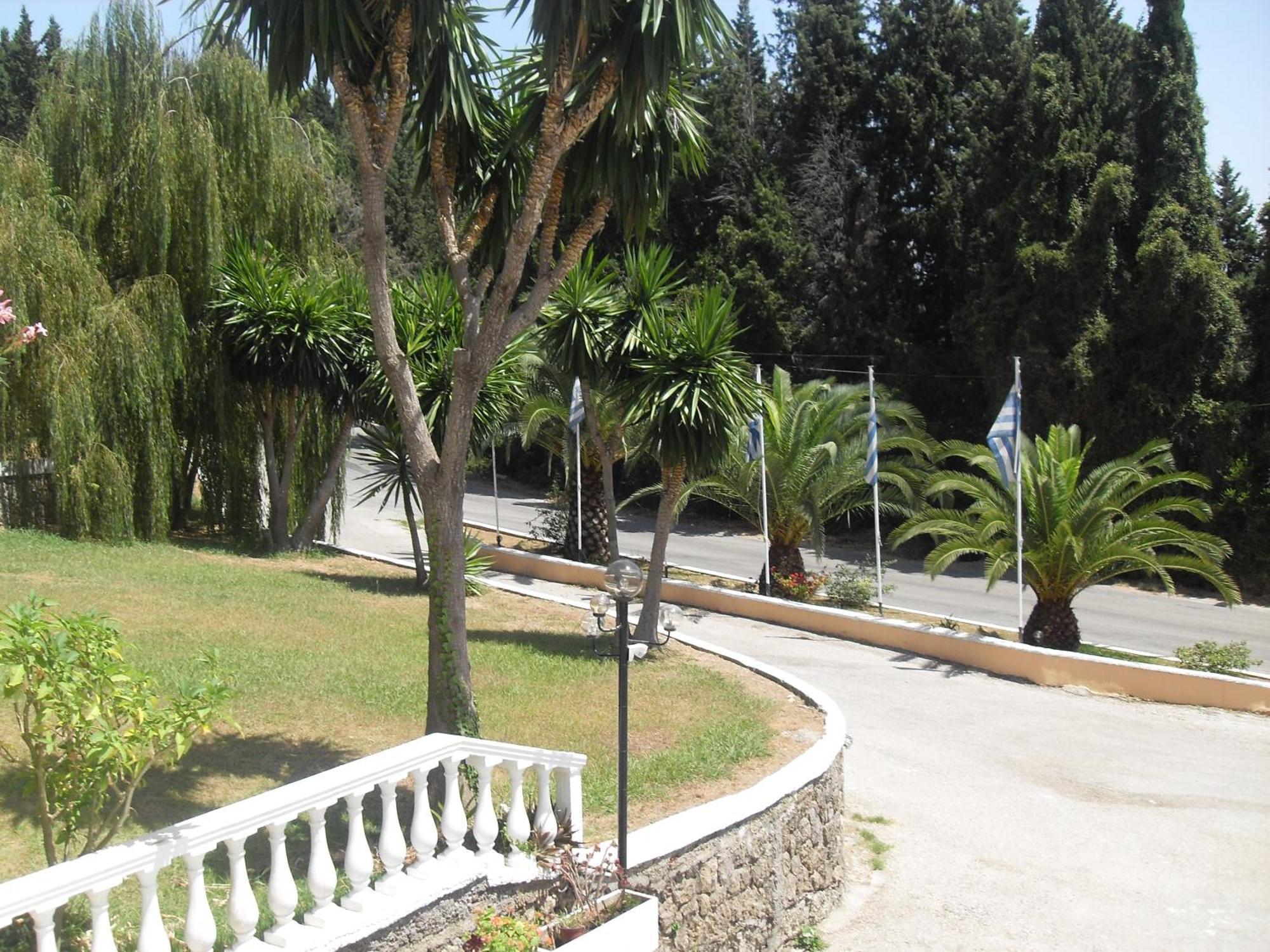 Benitses Bay View Hotel Gastouri  Exterior foto